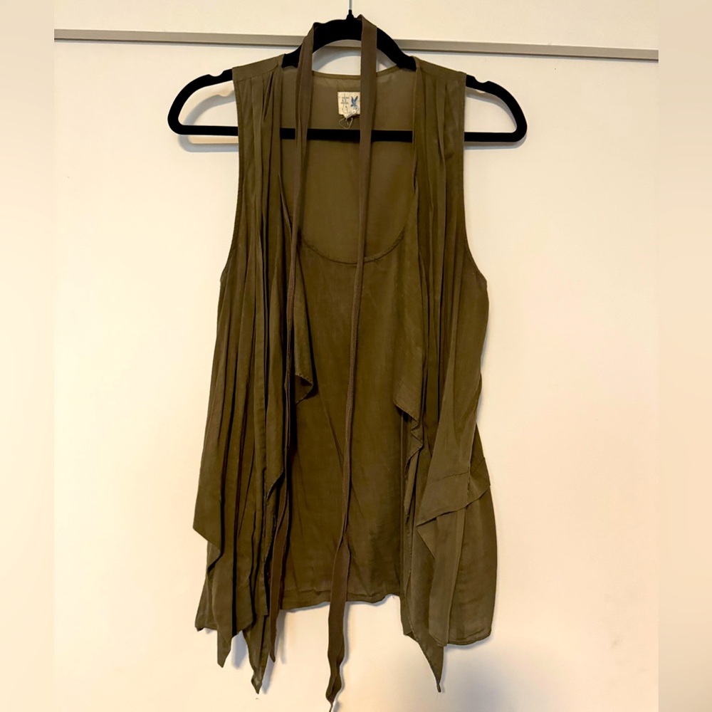 Anthro sleeveless top